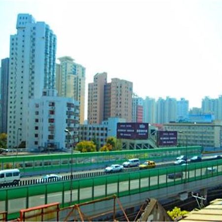 7Days Inn Shanghai Caobao Road Metro Station Luaran gambar